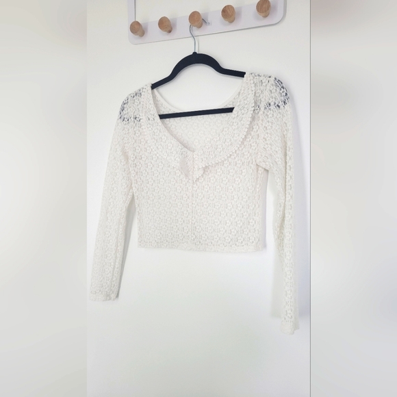 Lace Crop Top - Picture 2 of 2